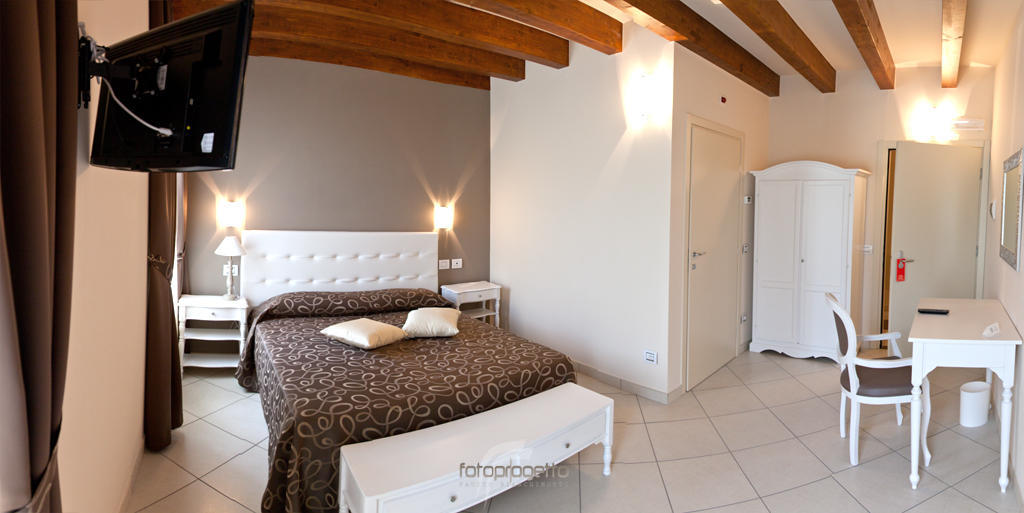 Albergo Roma Borgo Val di Taro Quarto foto
