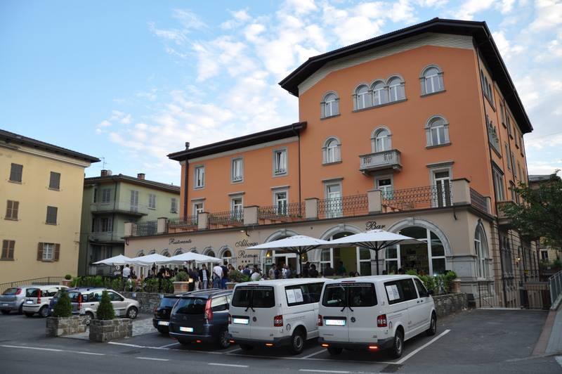 Albergo Roma Borgo Val di Taro Exterior foto